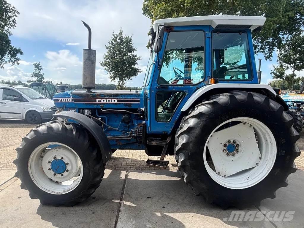 Ford 7810 Tracteur