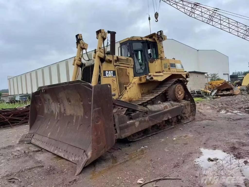 CAT D 9 N Bouteurs sur chenilles