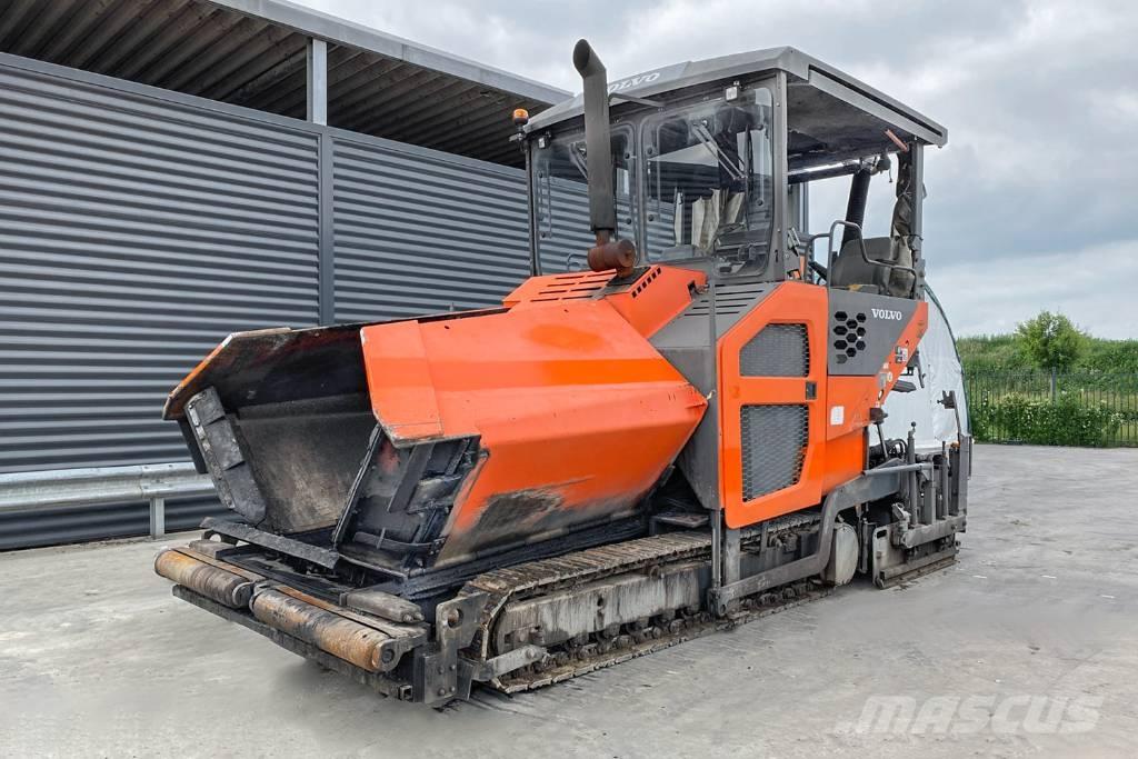 Volvo P7820C Finisseur