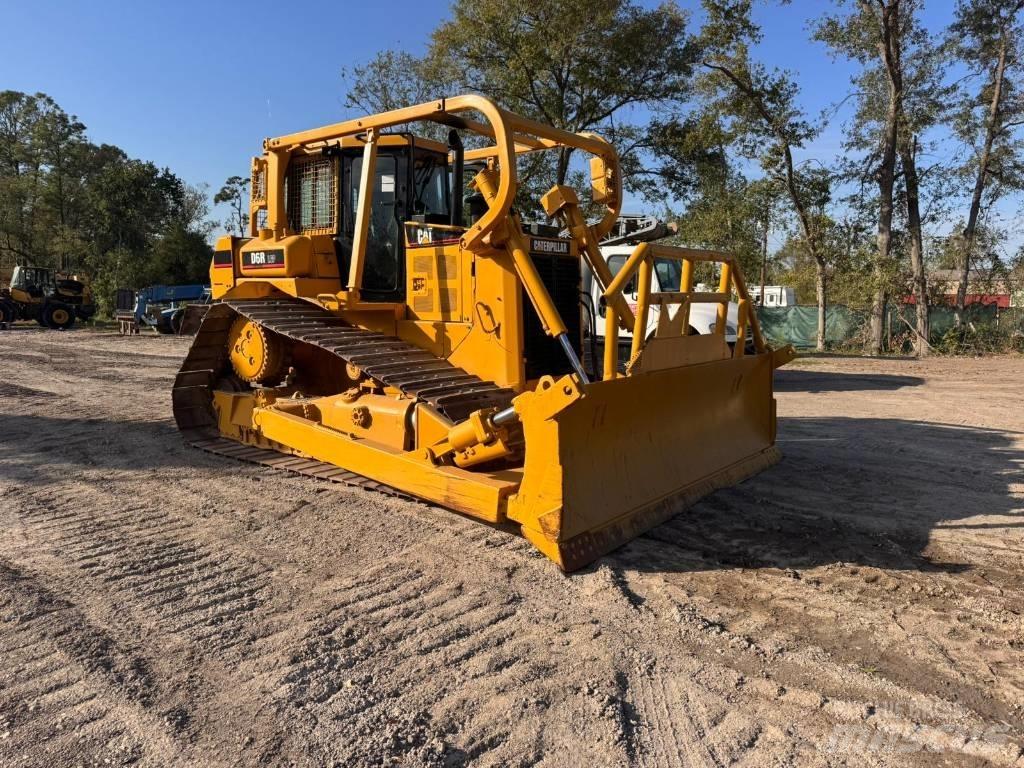 CAT D 6 R LGP II Bouteurs sur chenilles