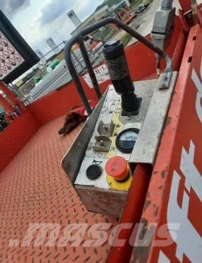 SkyJack SJ III 4740 Nacelle ciseaux