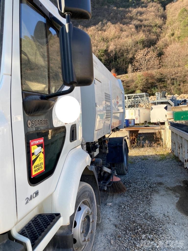 Renault Midlum Camion aspirateur, Hydrocureur