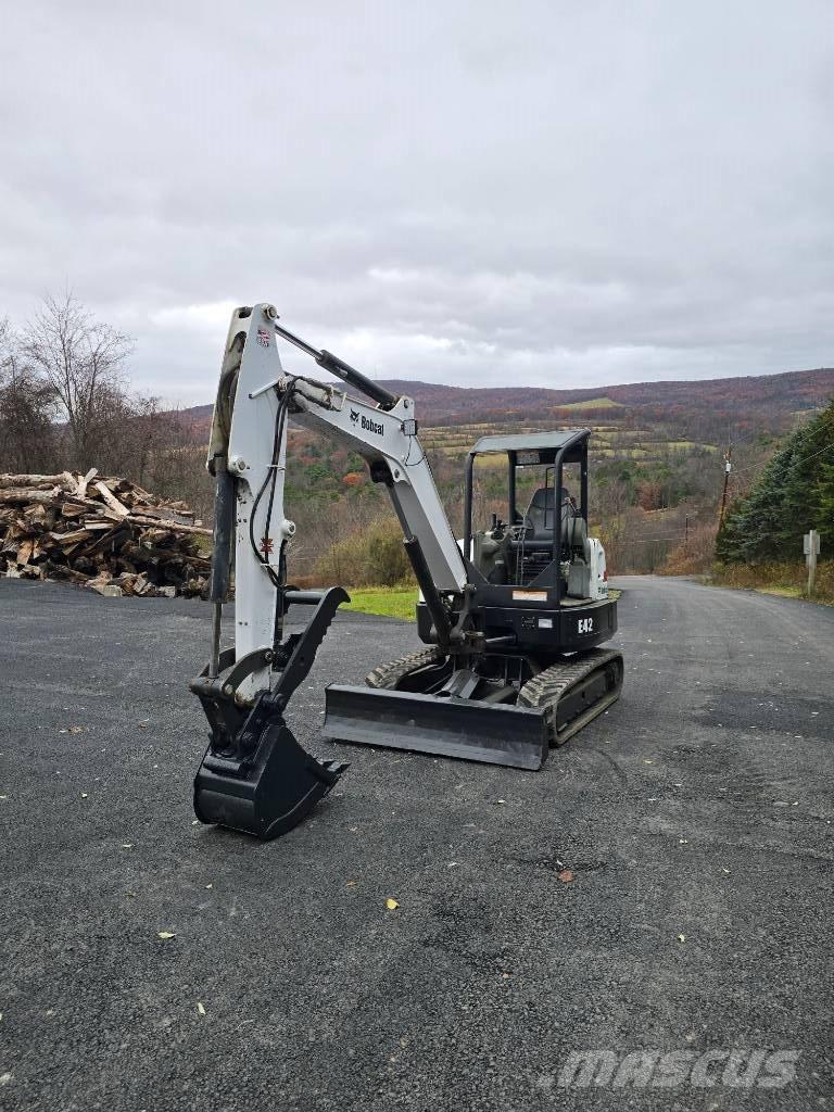 Bobcat E 42 Mini pelle < 7t