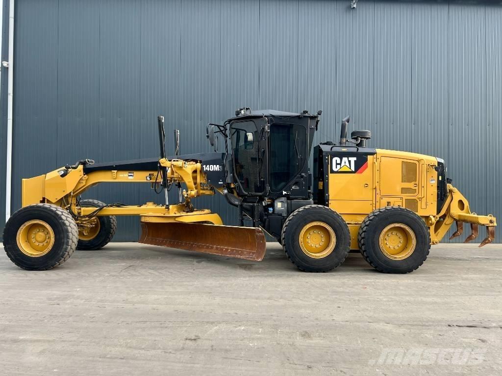 CAT 140M3 Niveleuse