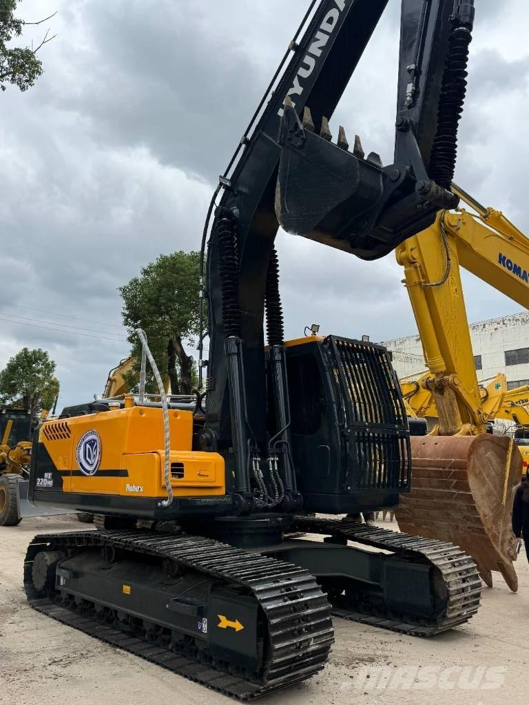 Hyundai HX220HD Pelle sur chenilles