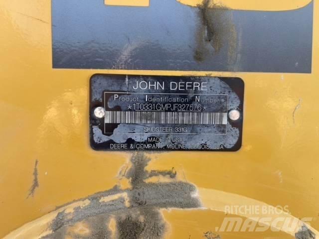 John Deere 331G Chargeuse compacte