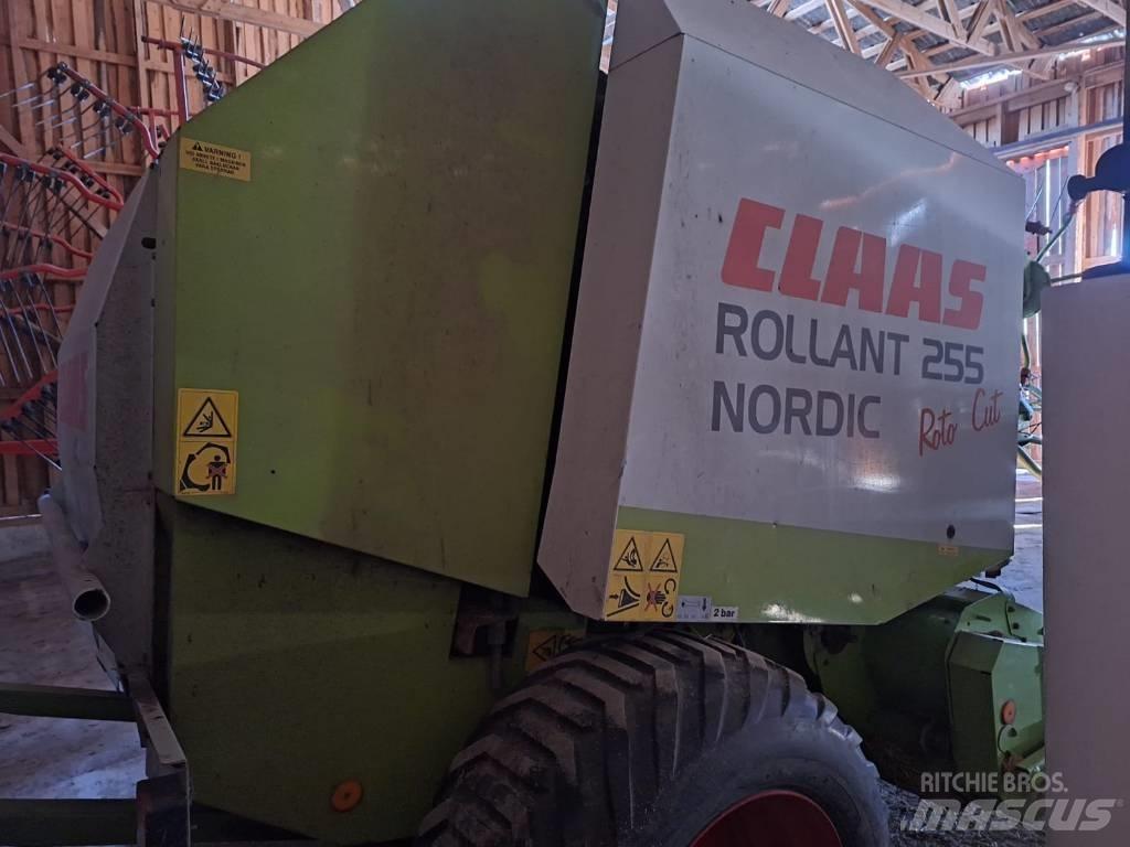CLAAS 255 Presse à balle ronde