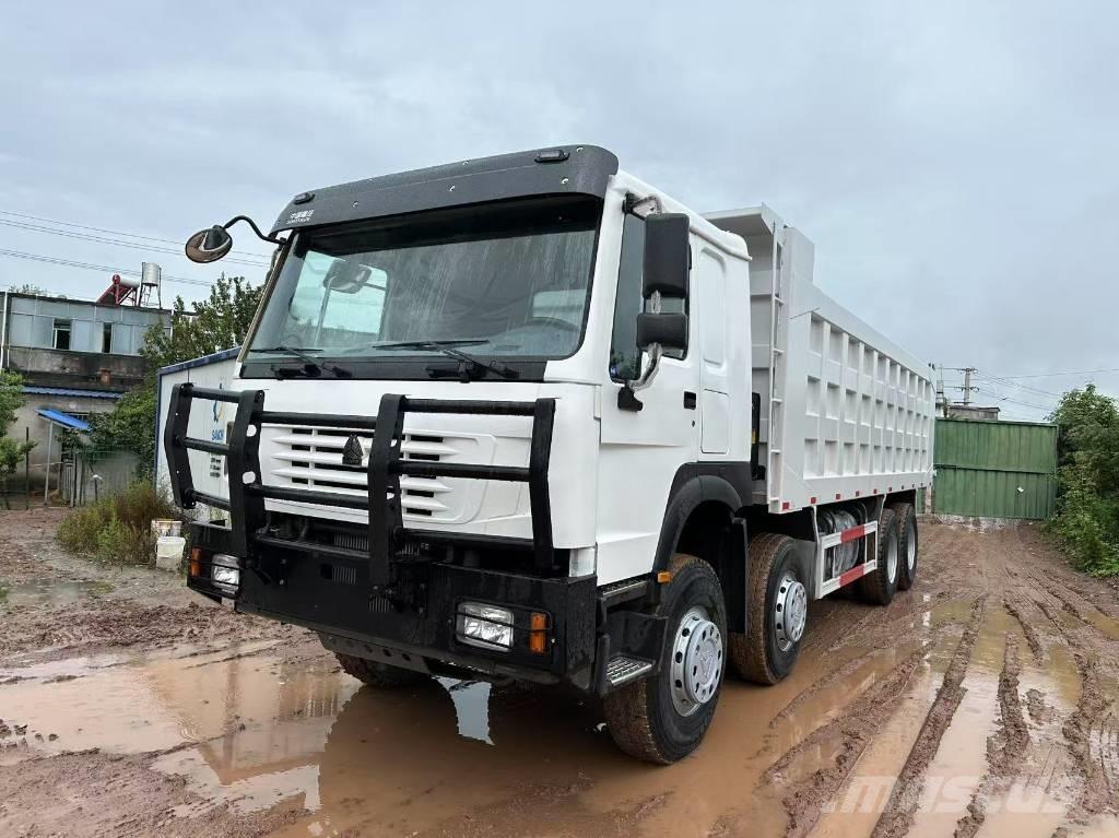 Howo 371hp 8x4 Camion benne
