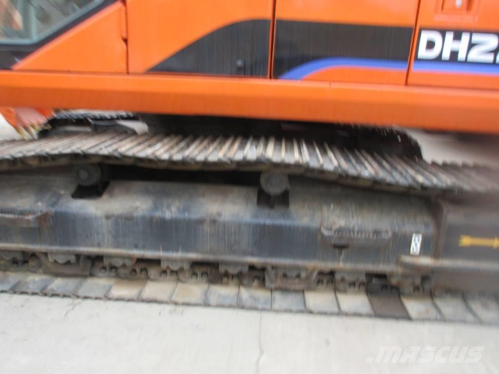 Doosan DH 220 LC-7 Pelle sur chenilles