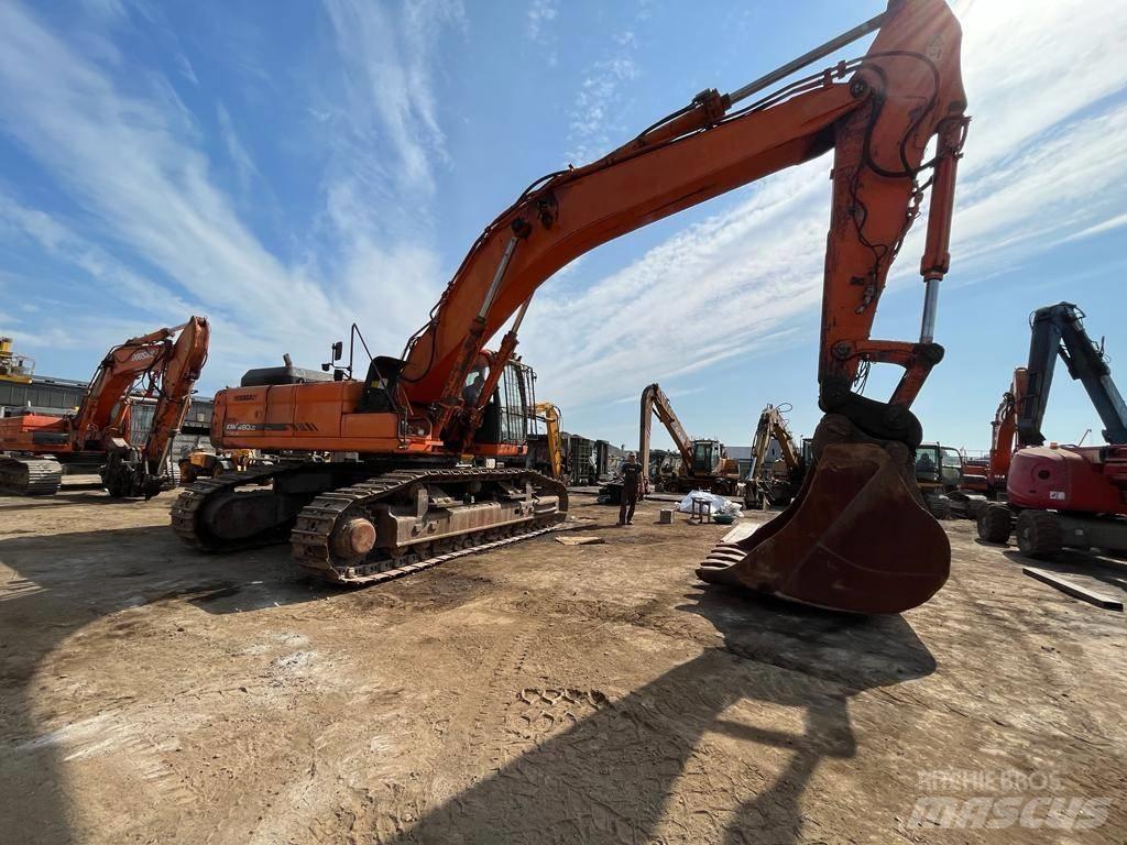 Doosan DX 480 LC Pelle sur chenilles