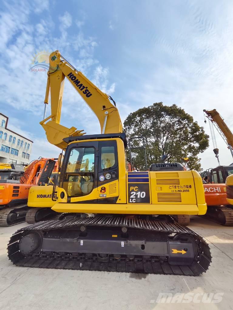 Komatsu PC 210-8 Pelle sur chenilles