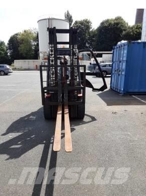 Manitou MI 30 D Chariots diesel