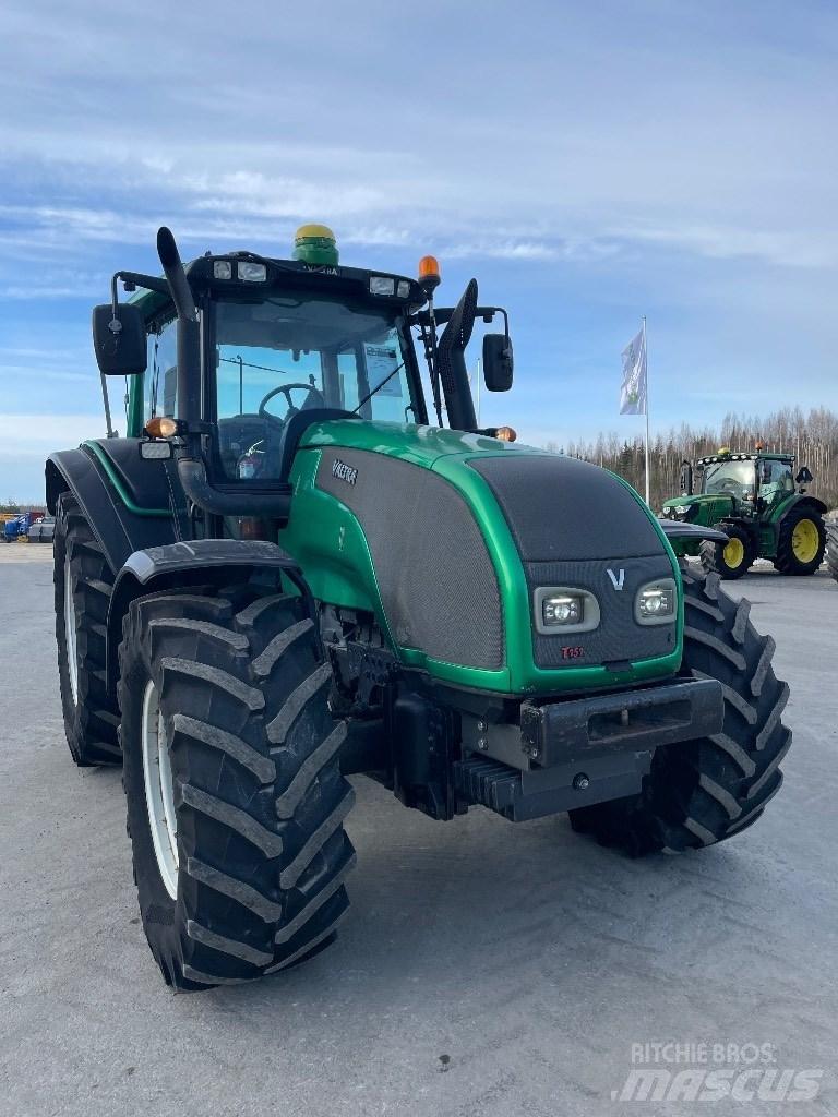 Valtra T151 Tracteur
