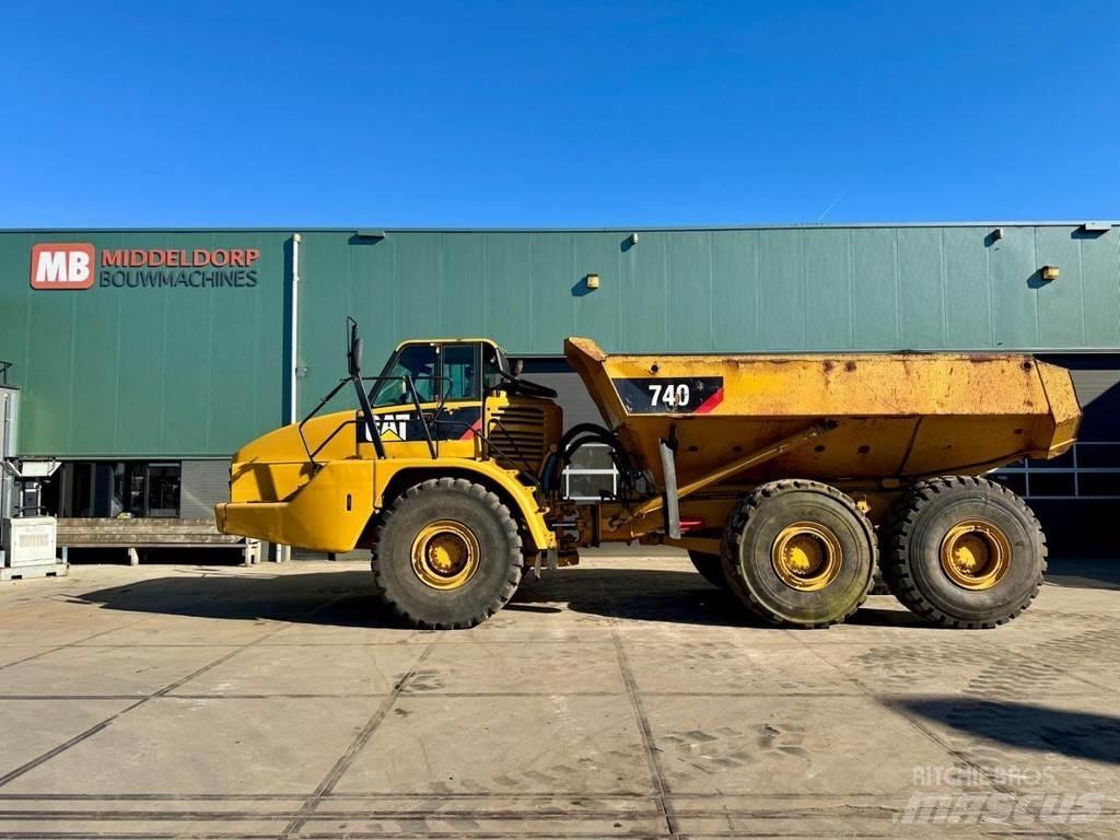 CAT 740 Tombereau articulé