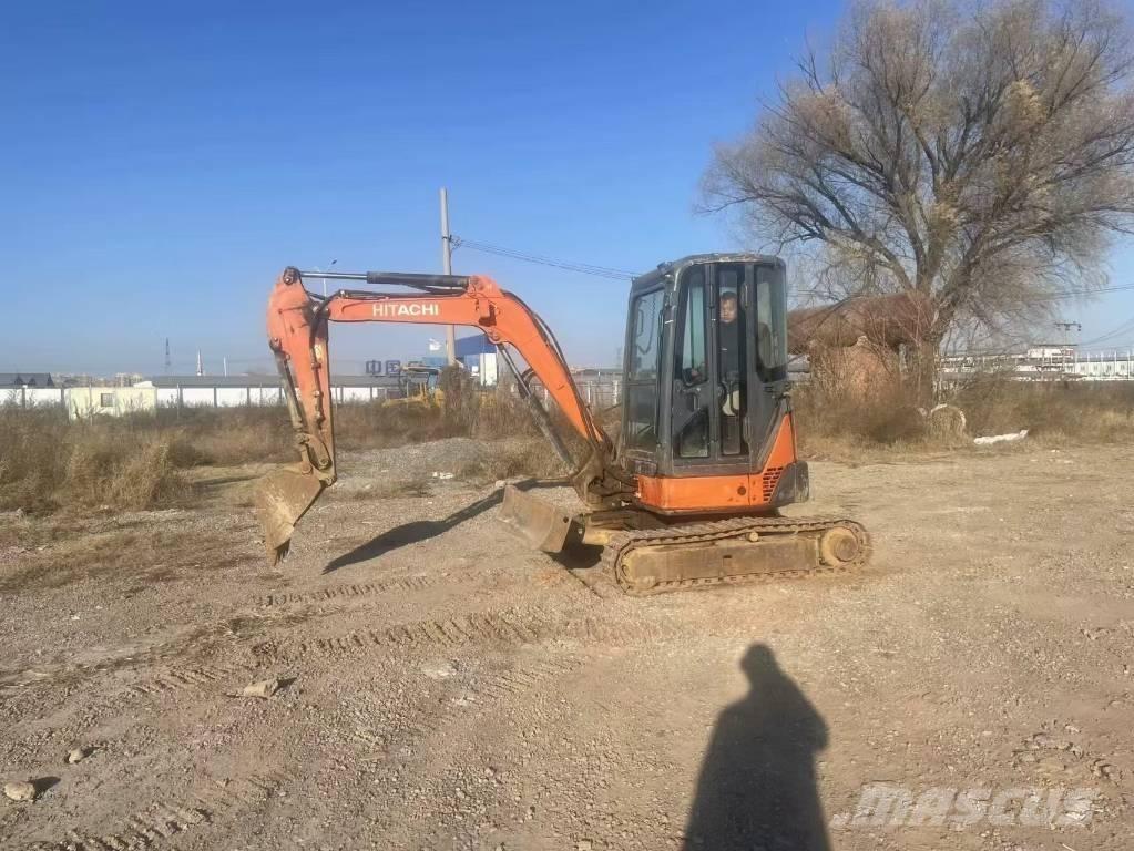 Hitachi ZX 35 U Mini pelle < 7t
