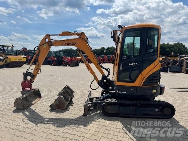 Hyundai R25Z-9 AK Mini pelle < 7t