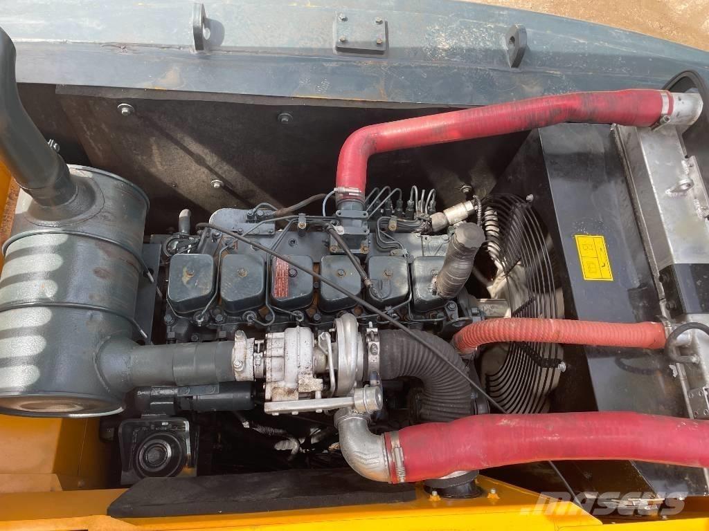 Hyundai 220LC-9S Pelle sur chenilles