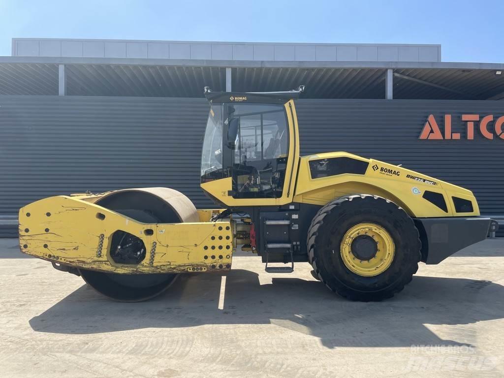 Bomag BW 226 BVC-5 Rouleaux monocylindre