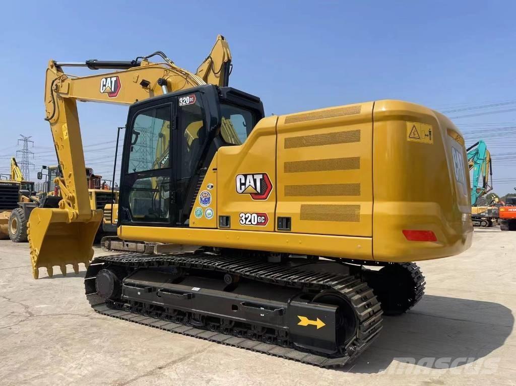 CAT 320GC Pelle sur chenilles