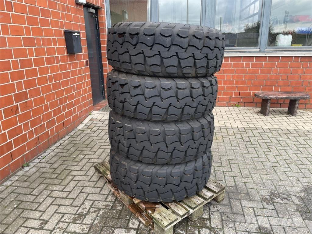 Aeolus 405/70R20 Pneus, roues et jantes