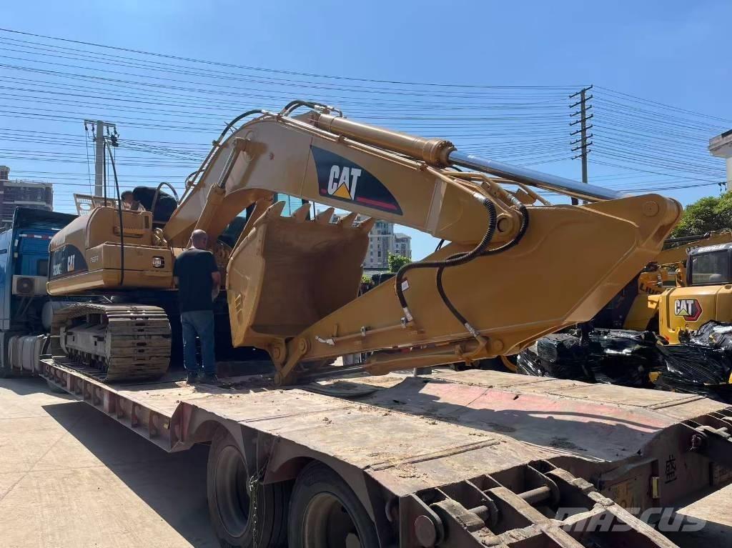 CAT 320 C L Pelle sur chenilles