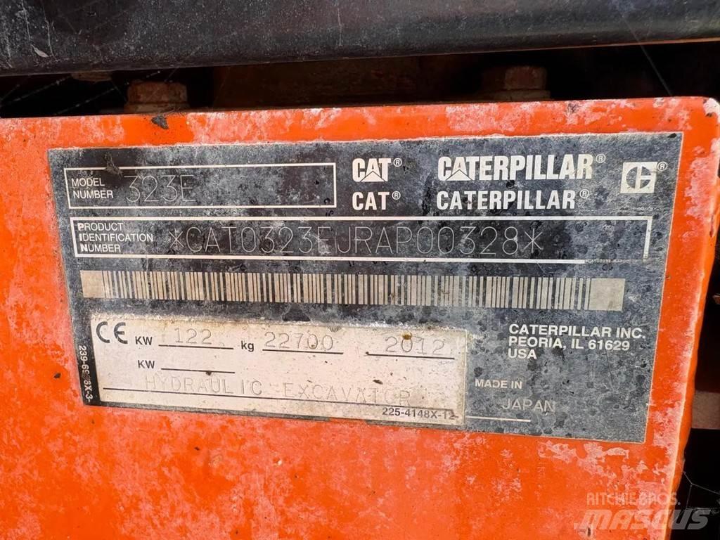 CAT 323E Pelle sur chenilles