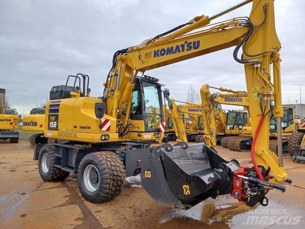 Komatsu PW158-11E0 Pelle sur pneus