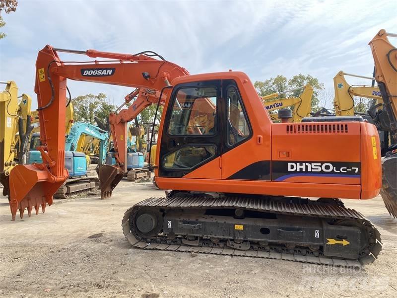 Doosan DX150 Pelle sur chenilles