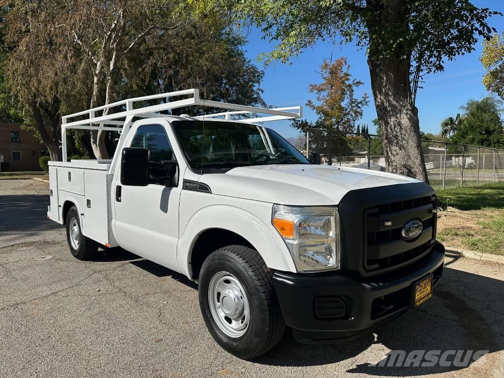 Ford F 250 Utilitaire benne