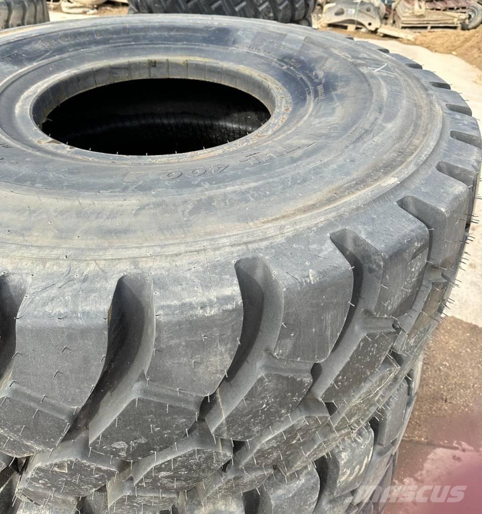 ROCK RADIAL 23.5R25 Pneus, roues et jantes