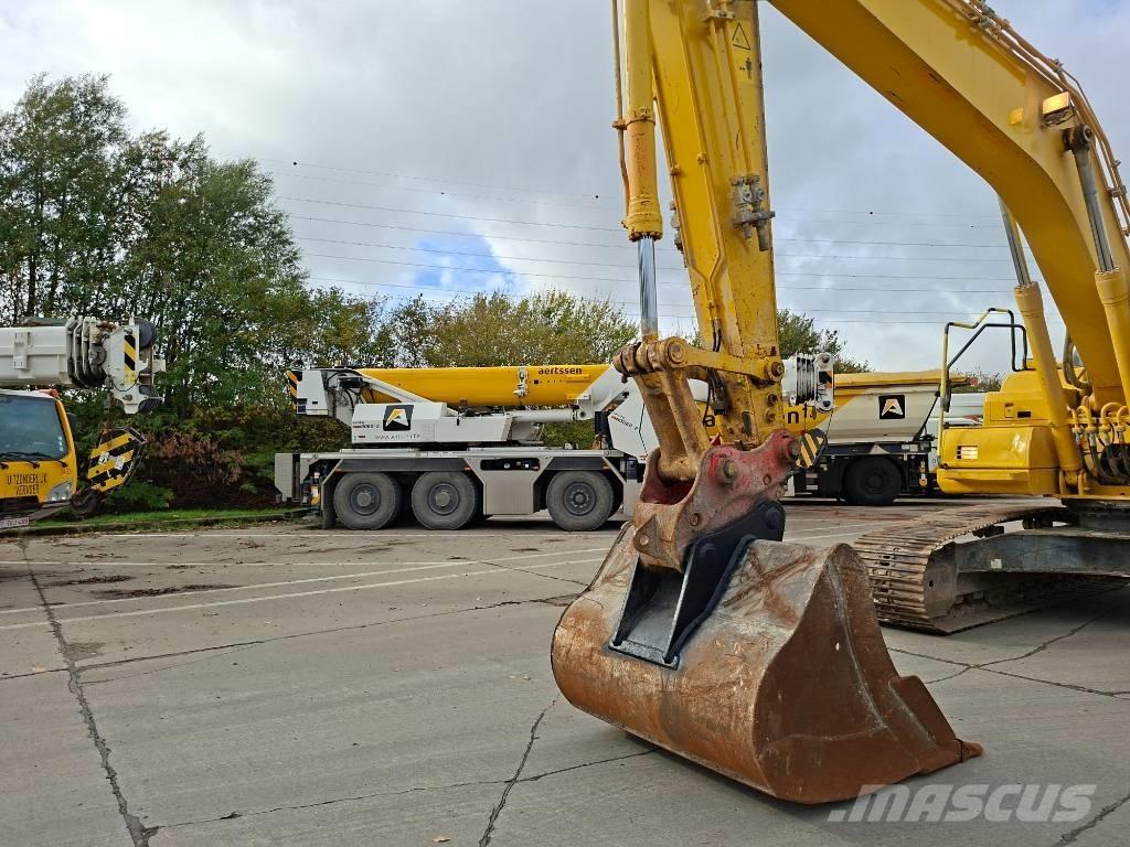 Komatsu HB 215 LC-3 Pelle sur chenilles