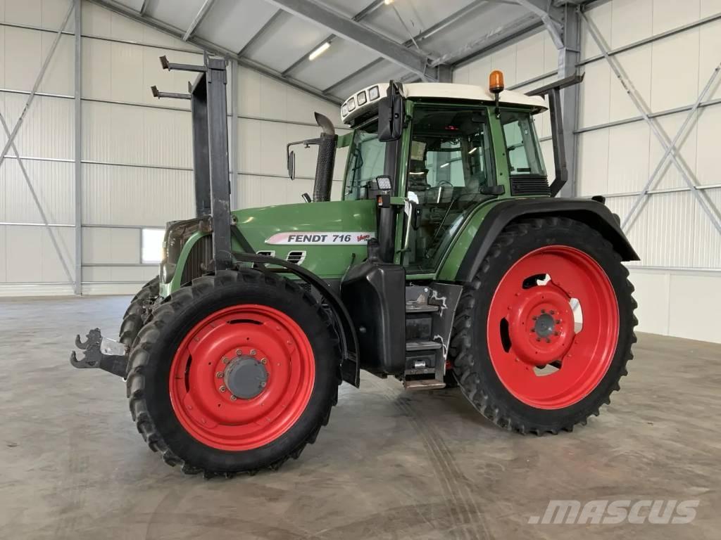 Fendt 716 Vario TMS Tracteur