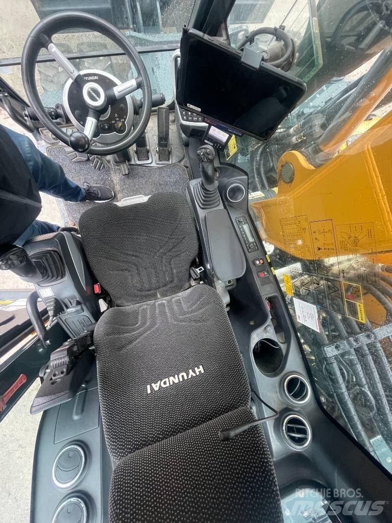 Hyundai HW160 Pelle sur pneus