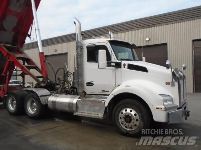 Kenworth T 880 Tracteur routier