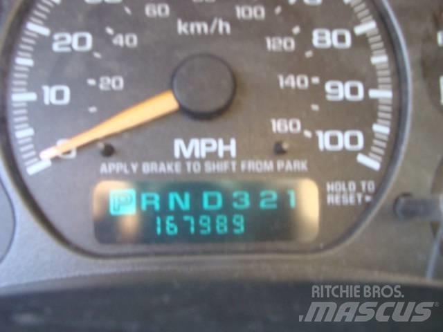 Chevrolet 3500 Camion plateau