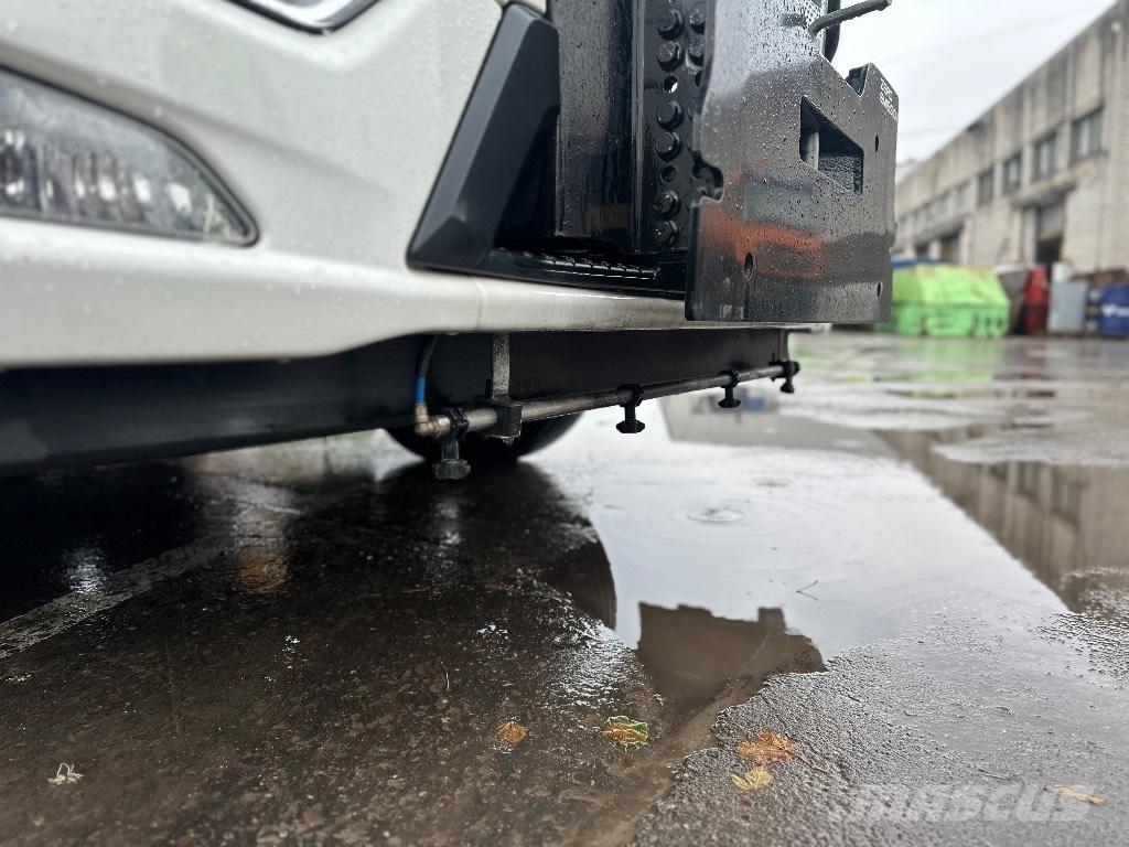 Foton VS6e Balayeuse / Autolaveuse