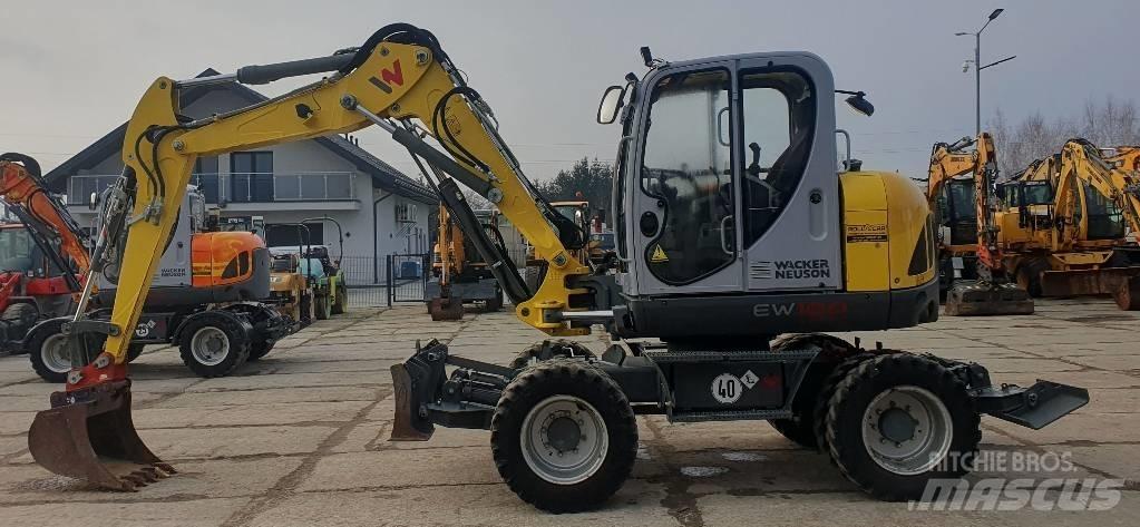 Wacker EW100 Pelle sur pneus