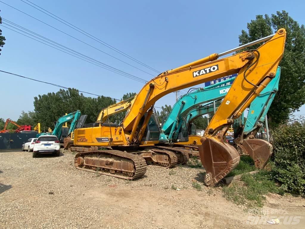 Kato HD 1023 R Pelle sur chenilles
