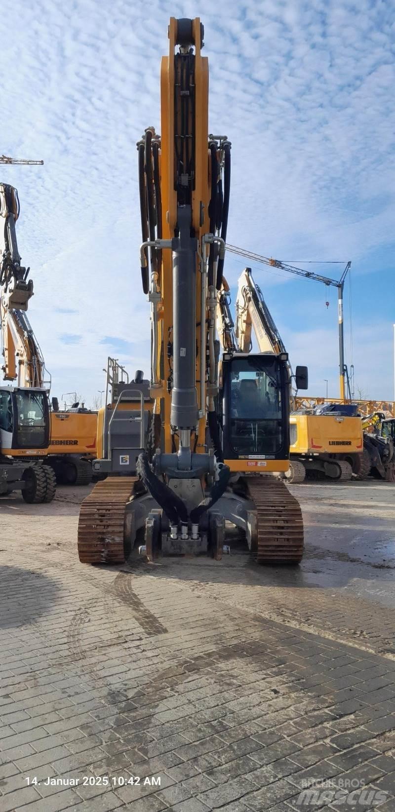 Liebherr R934 Pelle sur chenilles