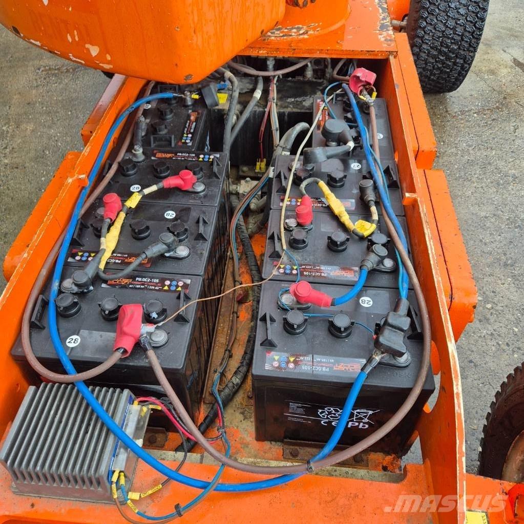 Niftylift HR 12 E Nacelles articulées