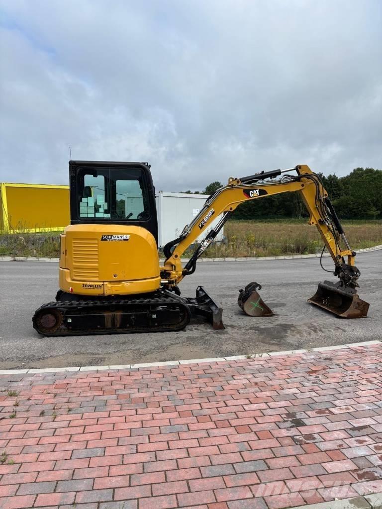 CAT 303.5E2 Mini pelle < 7t
