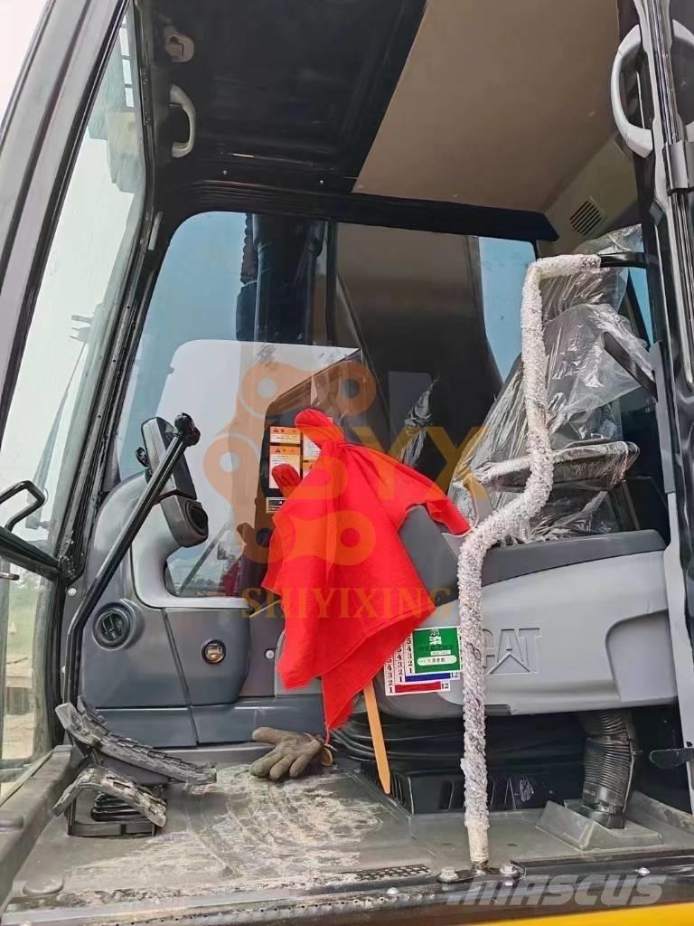 CAT 330 D Pelle sur chenilles