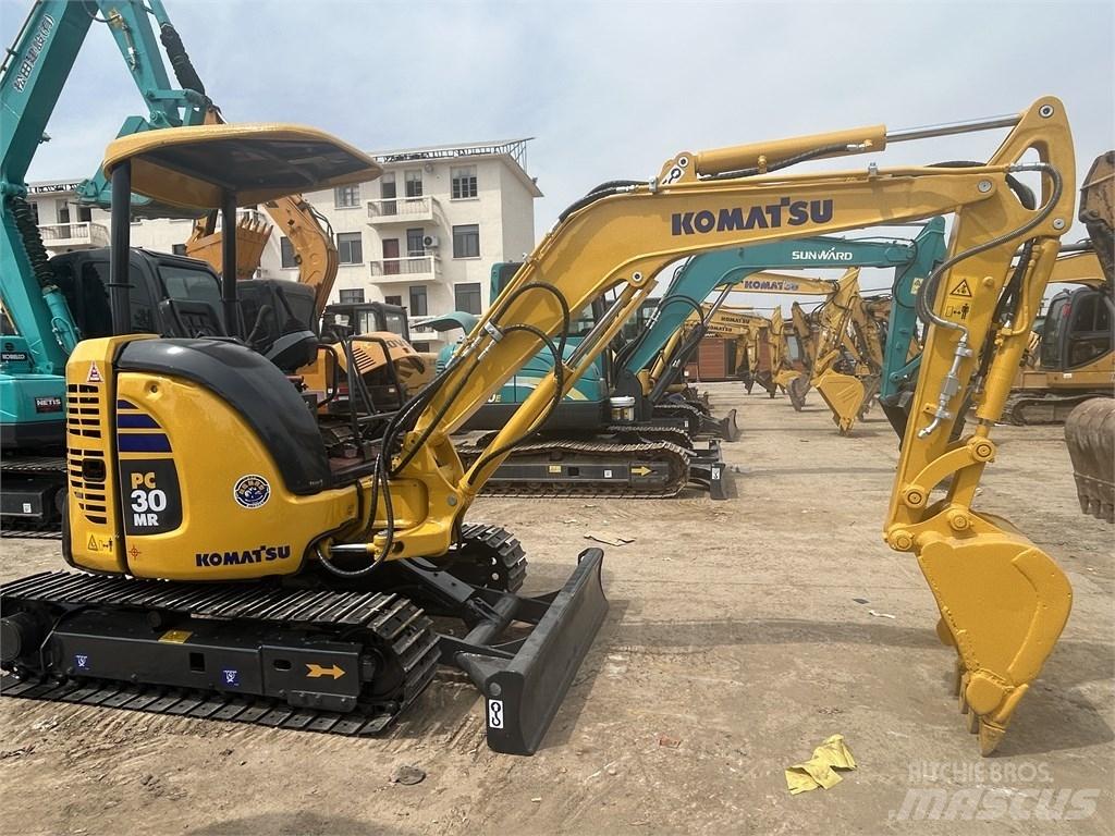 Komatsu PC30 Mini pelle < 7t