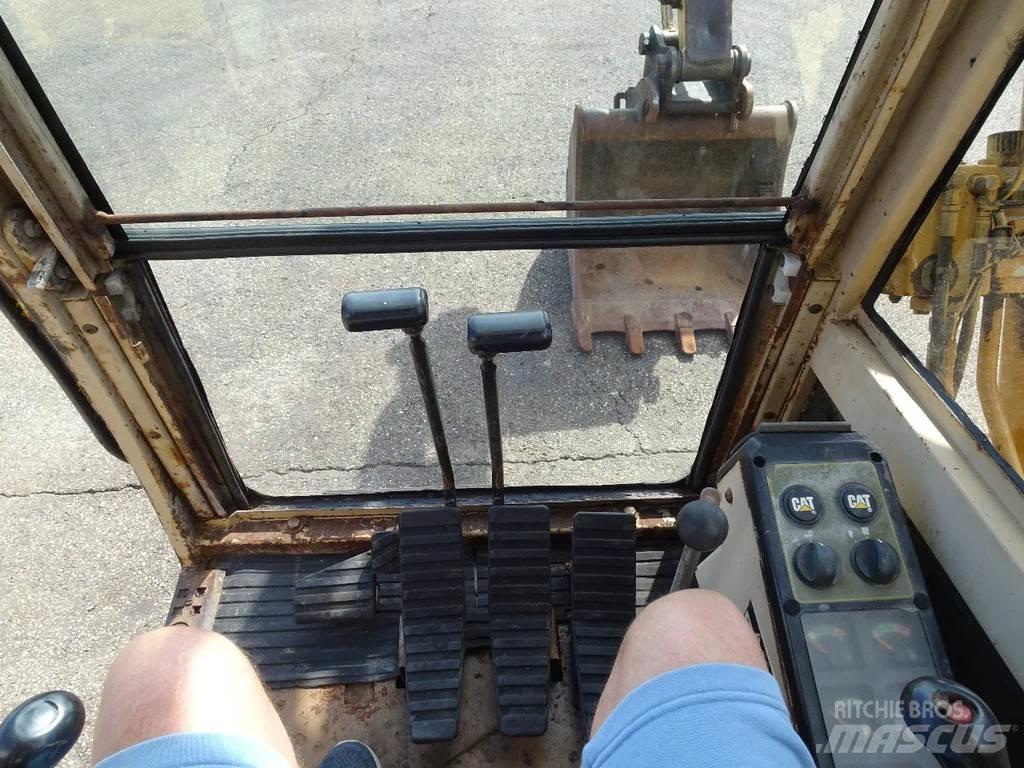CAT 307 Mini pelle < 7t