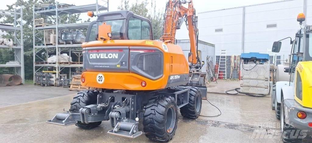 Doosan DX 100 W-7 Pelle sur pneus