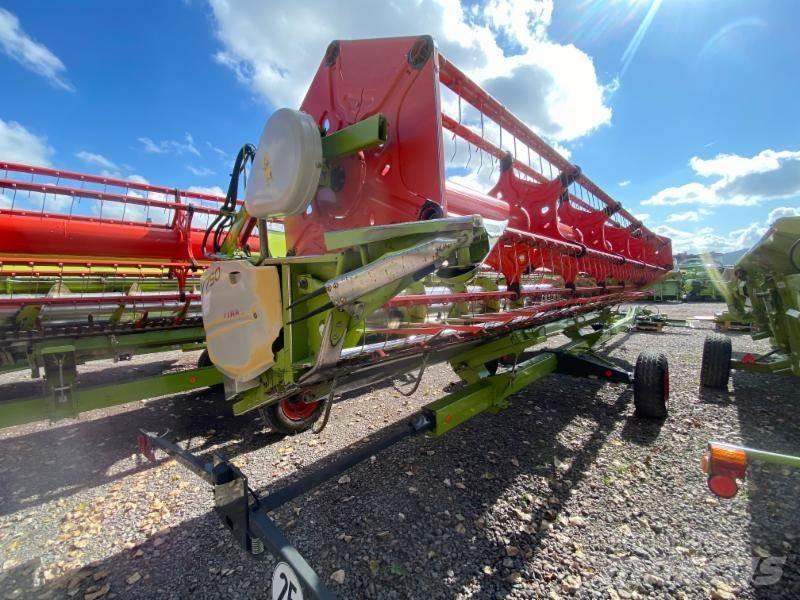 CLAAS LEXION 750 Moissonneuse batteuse