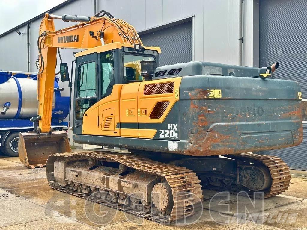Hyundai HX220L Pelle sur chenilles