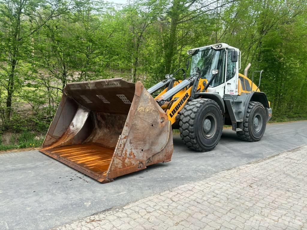 Liebherr L546 Chargeuse sur pneus