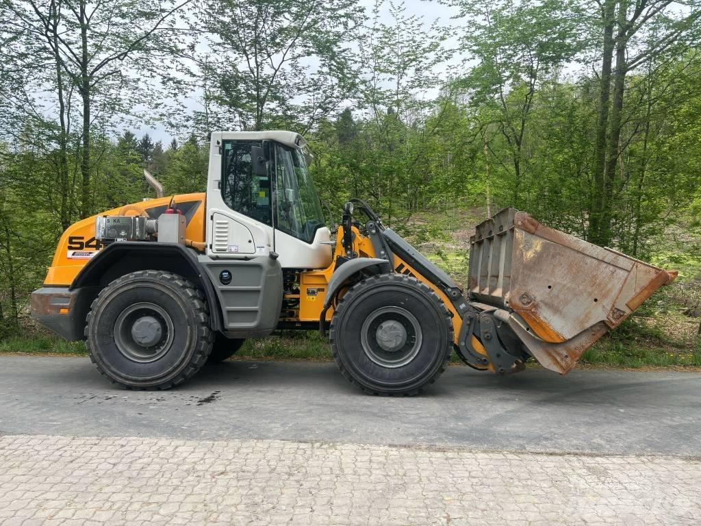 Liebherr L546 Chargeuse sur pneus