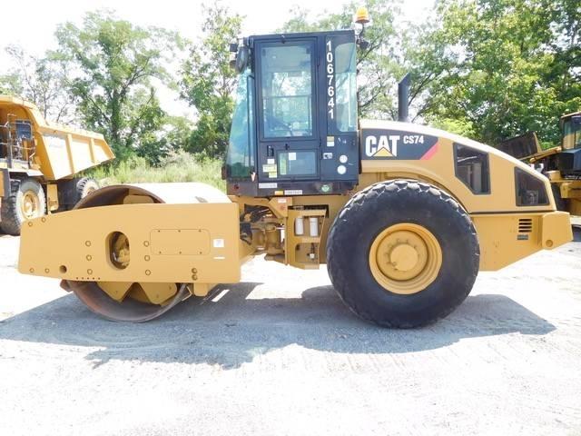 CAT CS 74 Rouleaux monocylindre